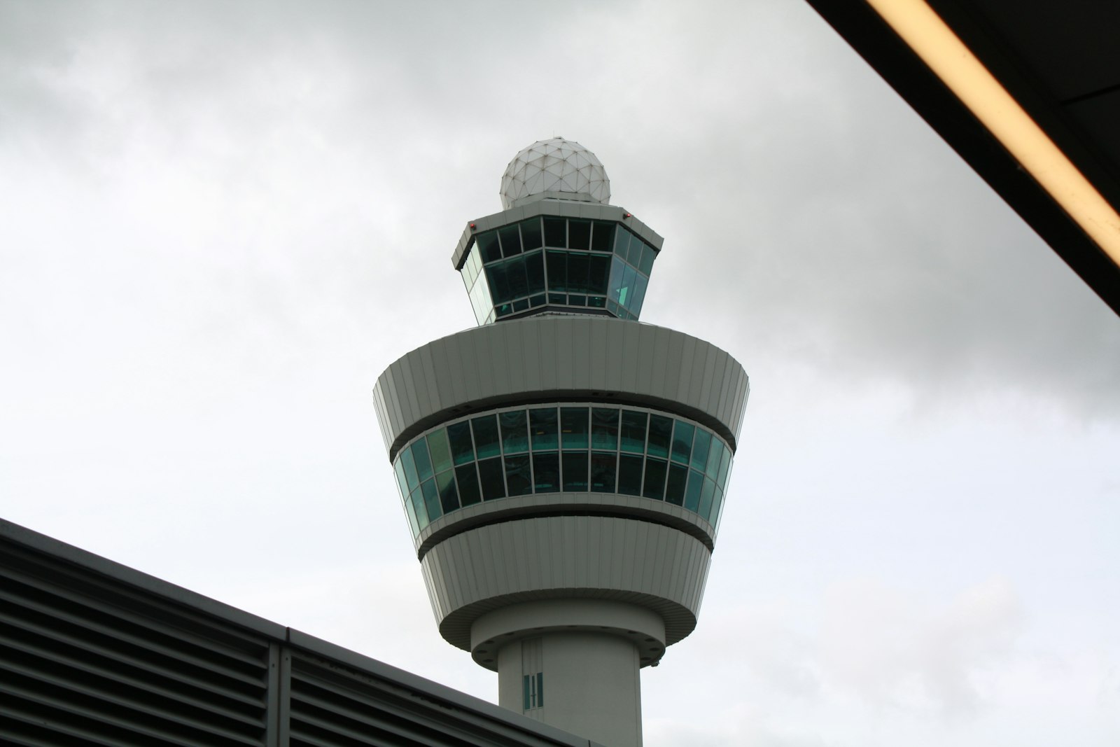 Air traffic control tower